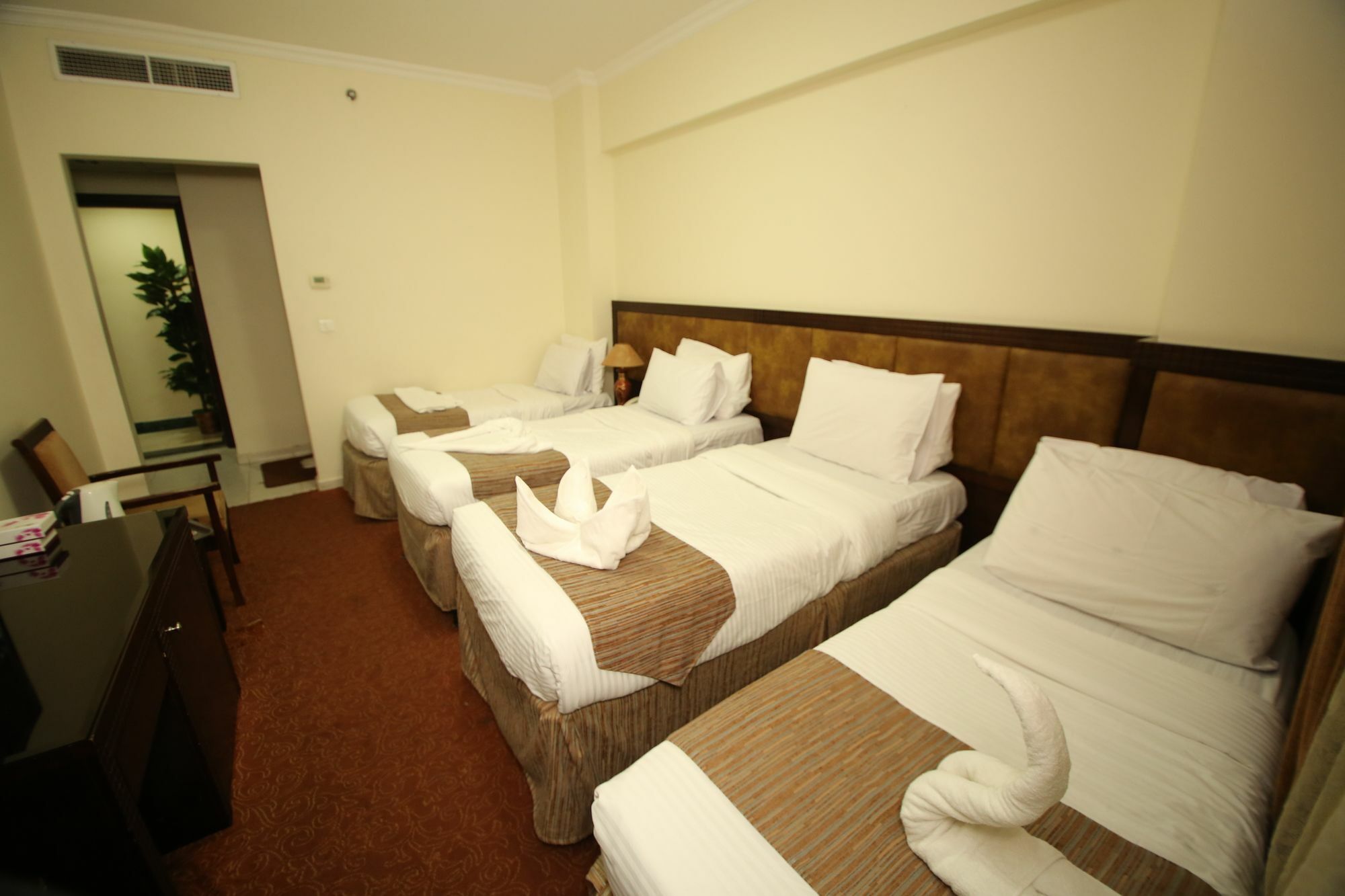 Wefada Al Zahra Hotel Медина Екстериор снимка